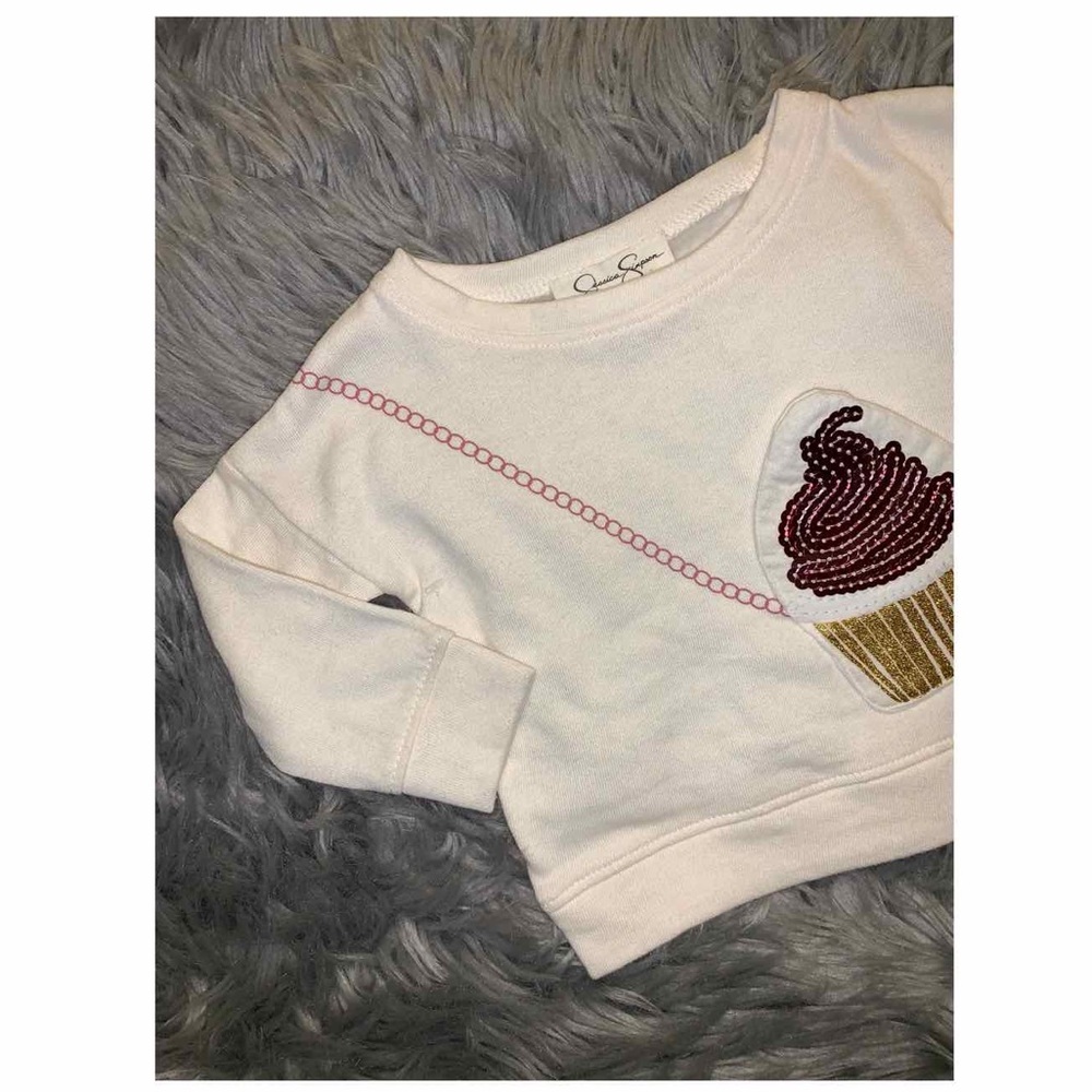 Jessica Simpson long Sleeve Top (NWT) 🧁